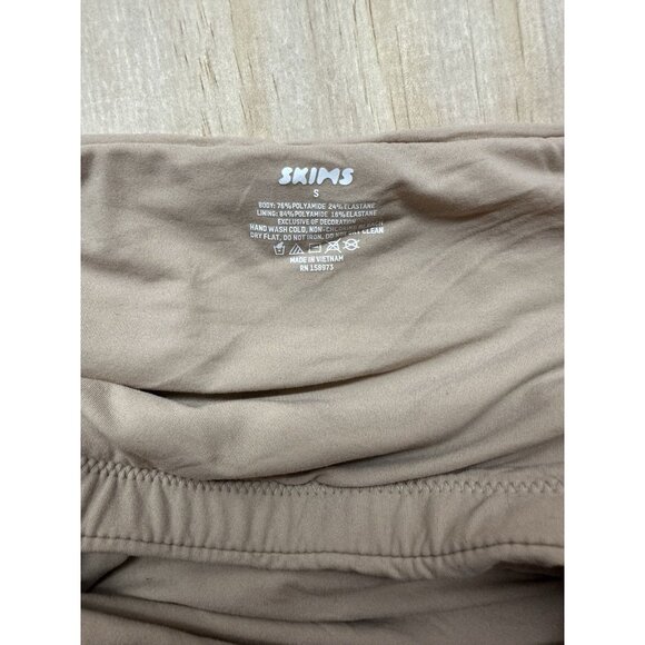 Skims Fits Everybody Bandeau Bra Beige S Strapless Comfort Lined Compression - Picture 3 of 5